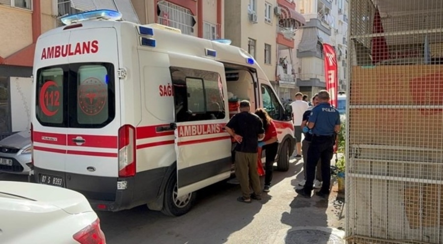 Antalya'da komşu kavgası kanlı bitti