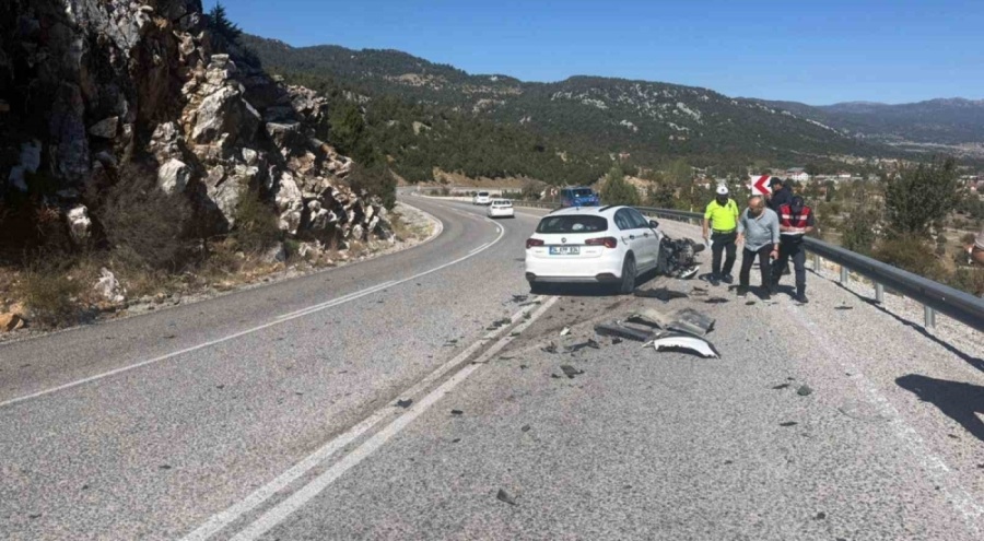 Muğla'da trafik kazası: Motosiklet sürücüsü hastanede yaşamını yitirdi