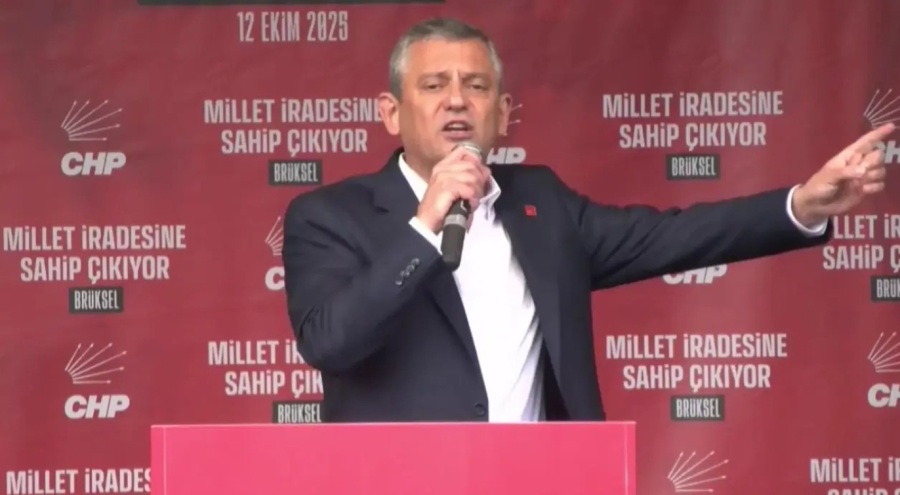 CHP'den Brüksel'de tarihi miting: Özgür Özel konuşuyor