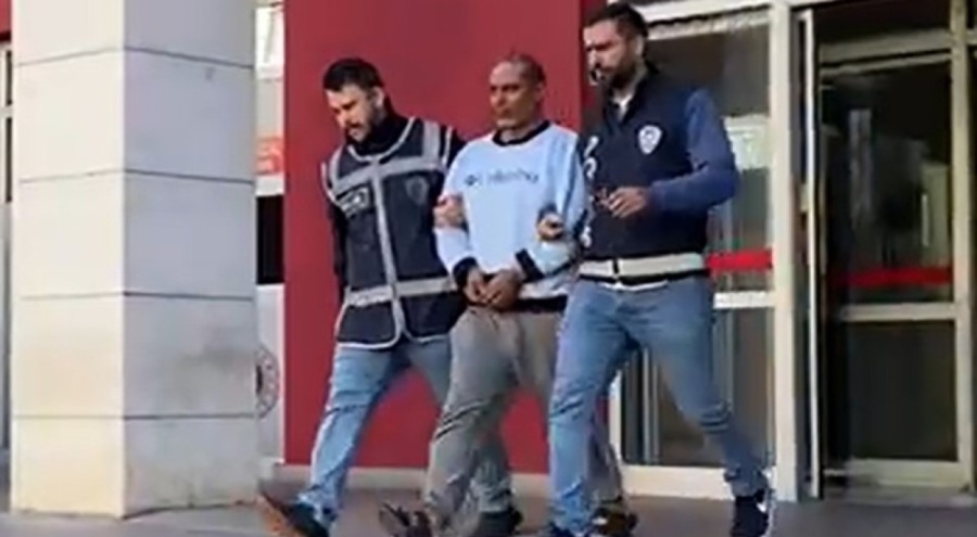 Manisa'da  eşini tüfekle öldüren zanlı tutuklandı