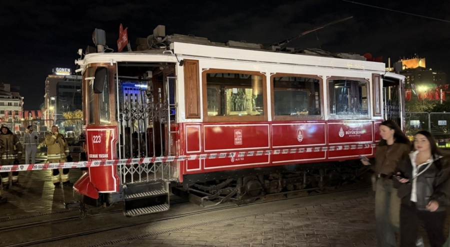 İstiklal Caddesi'nde yangın paniği!