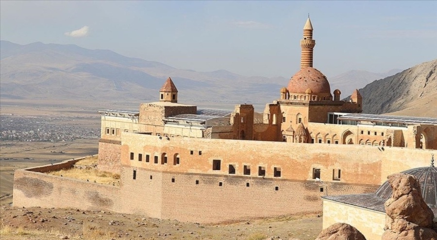 İshak Paşa Sarayı'nın UNESCO asıl listesine alınması için 'alan yönetimi planı' hazırlanıyor