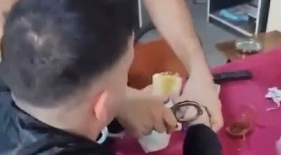 Hapis cezası bulunan şahsı TikTok yayını ele verdi