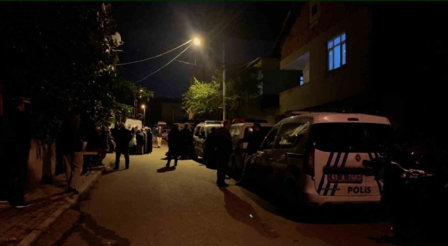 Kocaeli'de korkunç olay! Kızını vurduktan sonra intihar etti