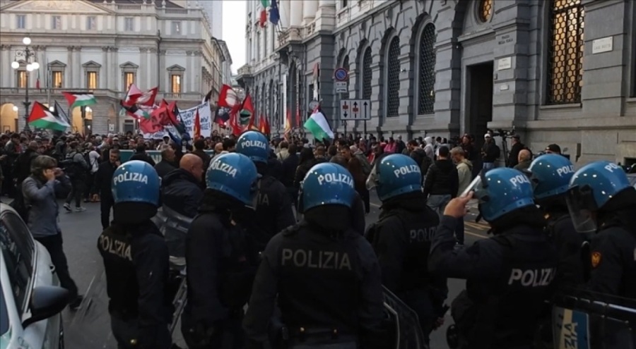 Milano'da halk Tel Aviv ile kardeş şehir protokolüne karşı sokağa çıktı