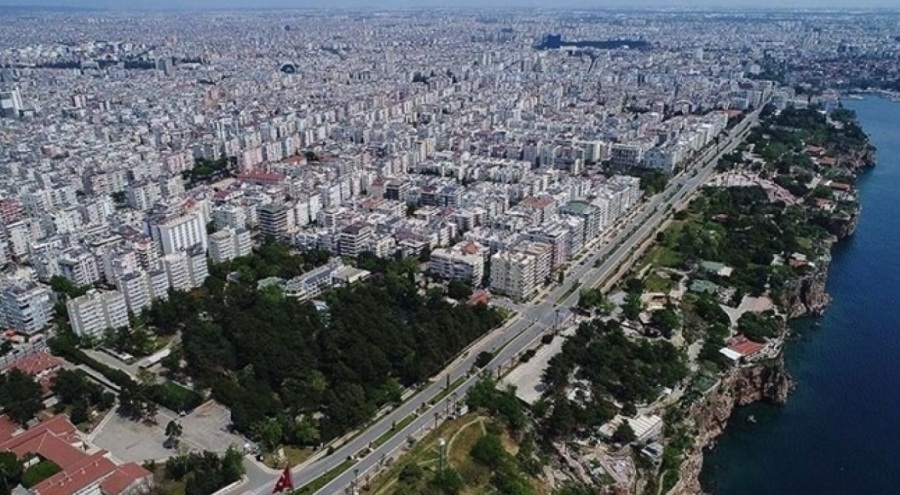 Antalya'da 6 evden biri yabancıya satıldı