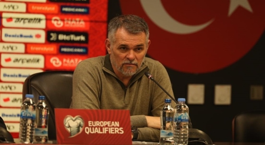 Gürcistan Teknik Direktörü Willy Sagnol: "Türkiye güçlü bir takım"