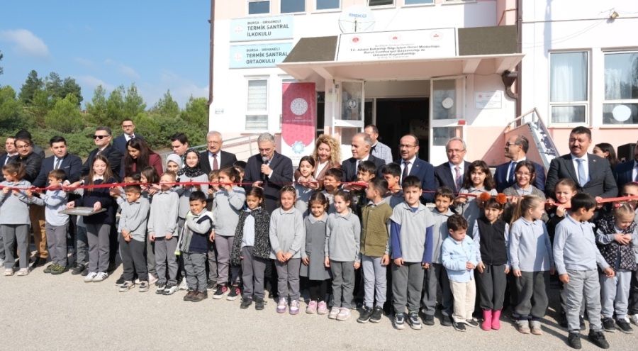 Orhaneli Termik Santral İlk ve Ortaokulunda bilgisayar laboratuvarı açıldı