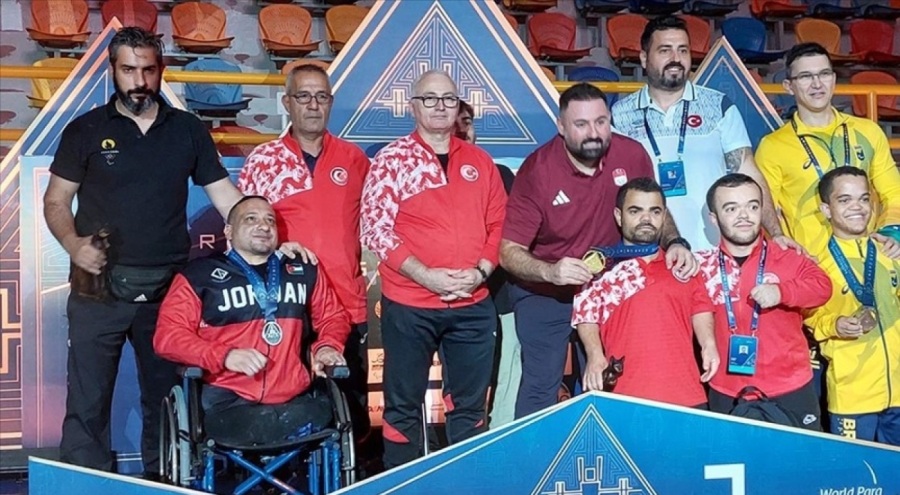 Milli para halterci Abdullah Kayapınar altın madalya kazandı