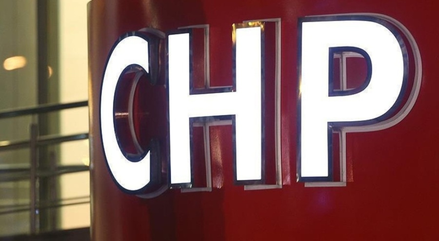 CHP'de istifa! Beşiktaş Belediye Meclis Üyesi Altunpul partisinden ayrıldı
