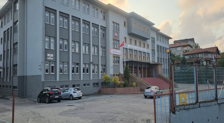 'Sigara kullanmıyorum' diyen arkadaşı darp eden öğrenci tutuklandı
