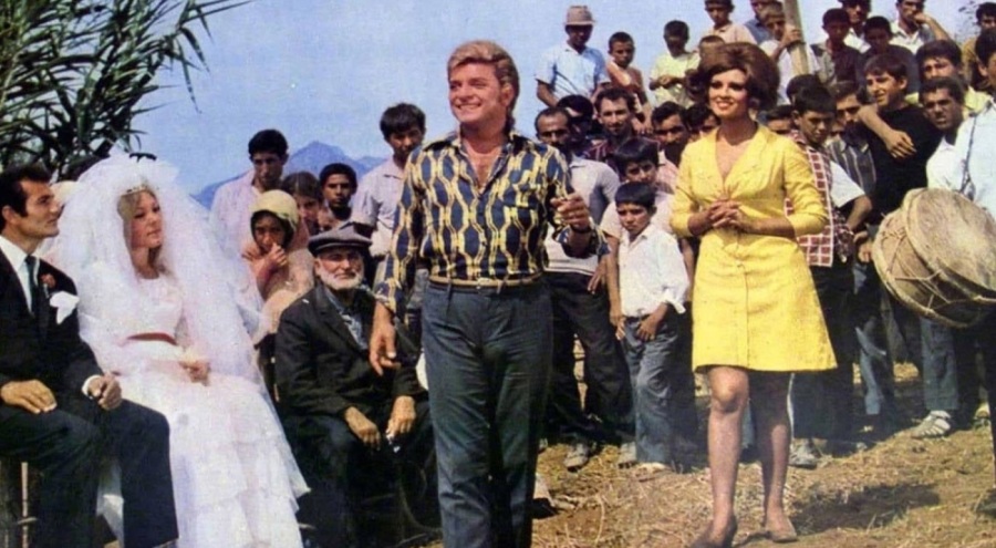 Zeki Müren'in filmi 'Yasaklandı' iddialarına yapımcıdan yanıt geldi