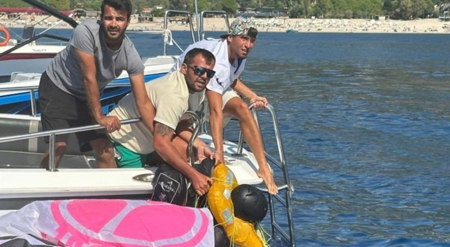 Fethiye'de yamaç paraşütü kazasında yaralanan Alman pilottan yaşamını yitirdi