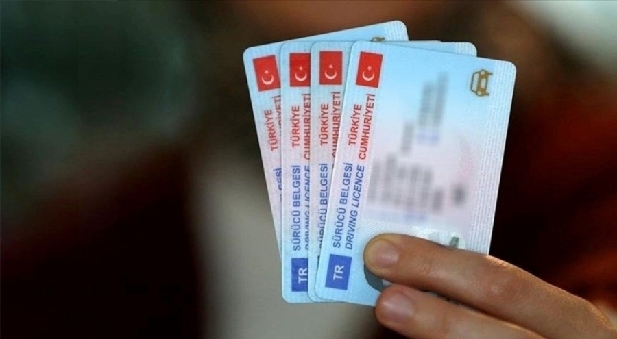 Eski tip ehliyetler için son tarih yaklaşıyor