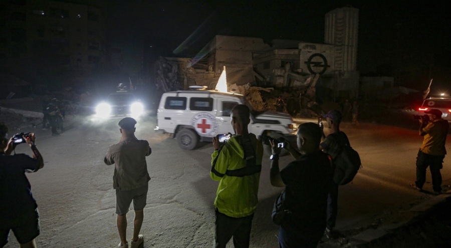 İsrail, Hamas'tan 2 İsrailli rehinenin daha cesedini teslim alacak