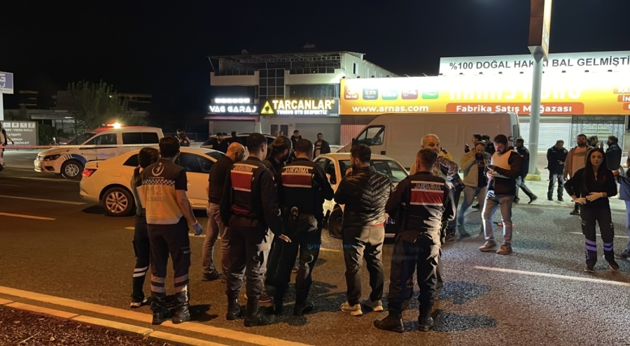 Balıkesir'de 2 kişiyi öldüren, 2'si polis 7 kişiyi yaralayan şüpheli etkisiz hale getirildi
