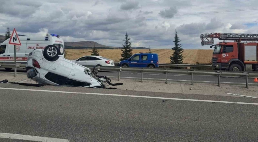 Kaza yapan araçtan fırlayan teker başka bir kazaya neden oldu