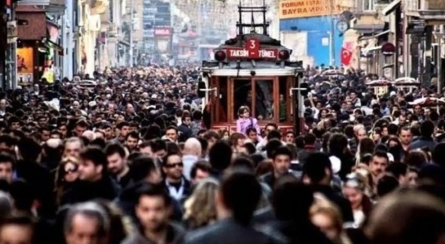 Statista verilerine göre, Türk halkı son 20 yılın en mutlu yılını 2011'de yaşadı