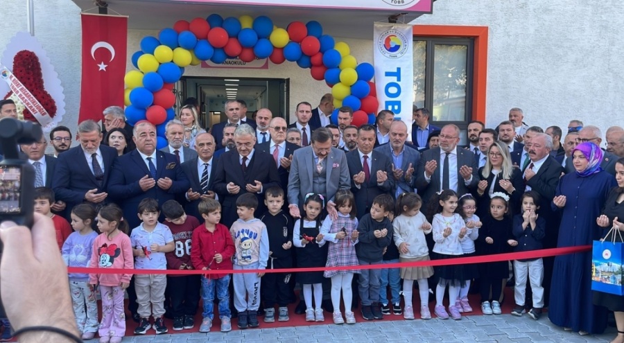Bursa Gemlik'te Rıfat Hisarcıklıoğlu TOBB Anaokulu açılışına katıldı