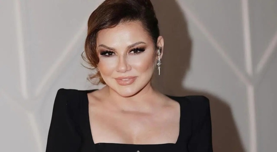 Şarkıcı Deniz Seki hayatını anlatacak filmde oynamasını istediği iki oyuncuyu açıkladı