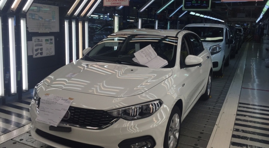 Bursa'da Fiat Egea ve Doblo'nun üretimi Amerika'dan sipariş gelince uzatıldı