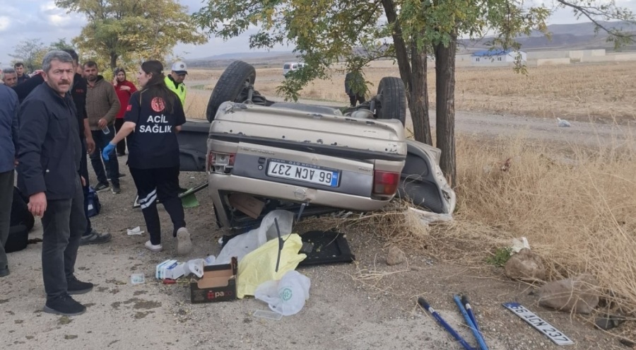 Kontrolden çıkan araç devrildi: 1 ölü, 1 yaralı