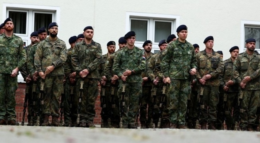 Almanya'da zorunlu askerlik tartışması