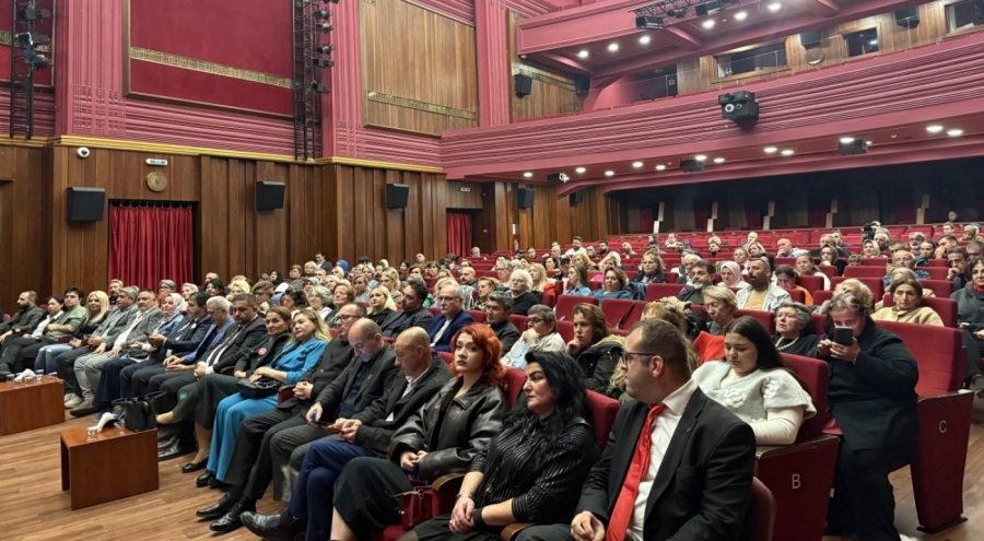 "Canımdan Can" filmi galası yoğun ilgi gördü