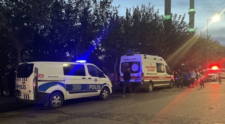 Cami bahçesinde yeni doğan bebek cesedi bulundu