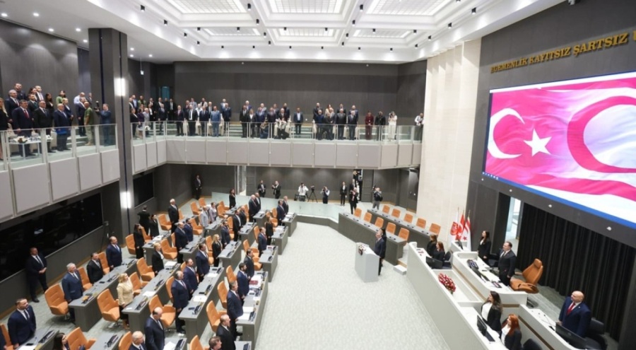KKTC'de yeni Cumhurbaşkanı Tufan Erhürman ant içti