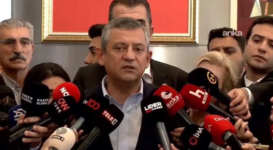 Özgür Özel'den "İBB'ye kayyum" sorusuna yanıt: Cesaret edemezler!