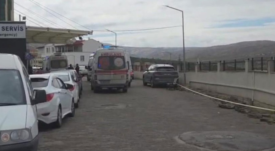 Çok sayıda lise öğrencisi yardım sergisinde yedikleri yemekten zehirlendi