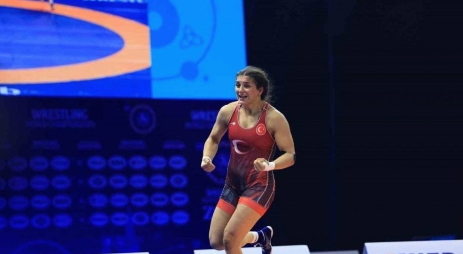 Nesrin Baş, üçüncü kez dünya şampiyonu olarak tarihe geçti!