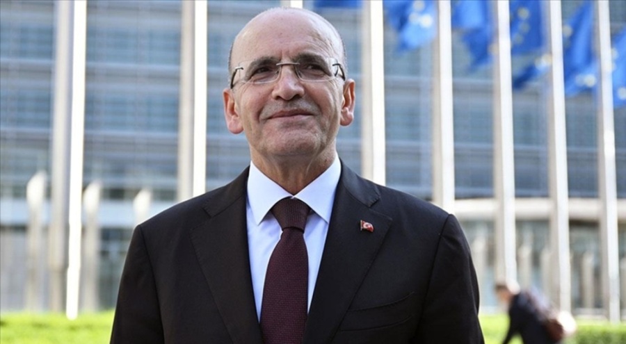 Bakan Şimşek'ten ihracatçıya destek mesajı