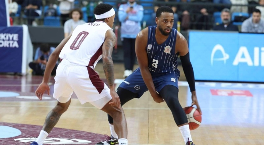 Anadolu Efes, Trabzonspor'u 7 farkla yendi