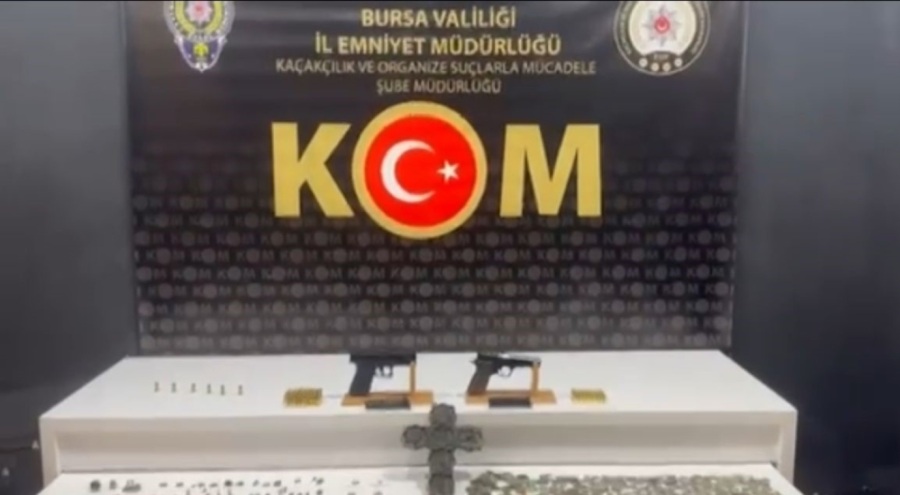 Bursa'da tarihi eser operasyonu: Bizans ve Osmanlı dönemine ait 1014 parça ele geçirildi