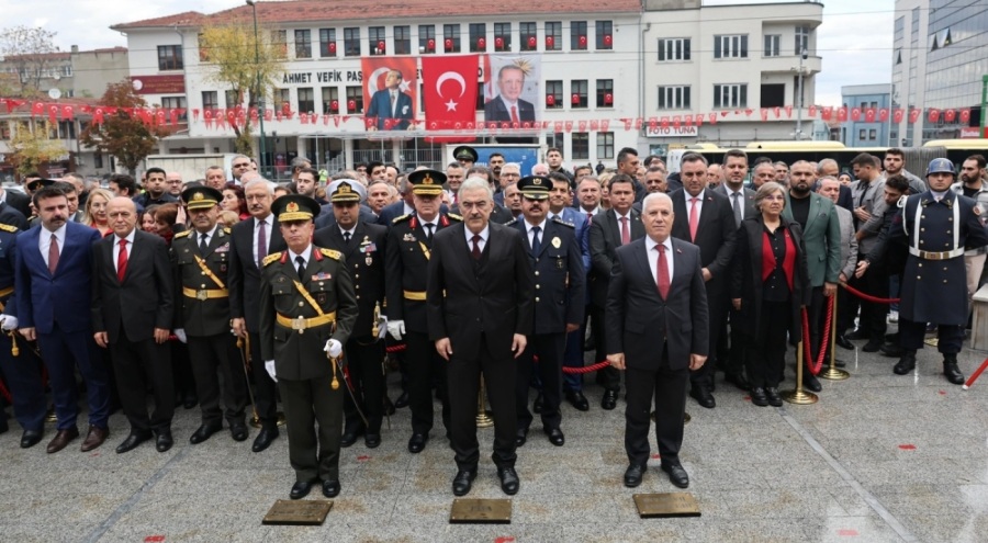 Bursa ve çevre illerde Cumhuriyet'in 102. yılı kutlanıyor