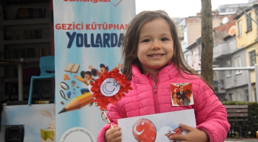 Gezici Kütüphane'den Osmangazi'de çocuklara özel bayram turu