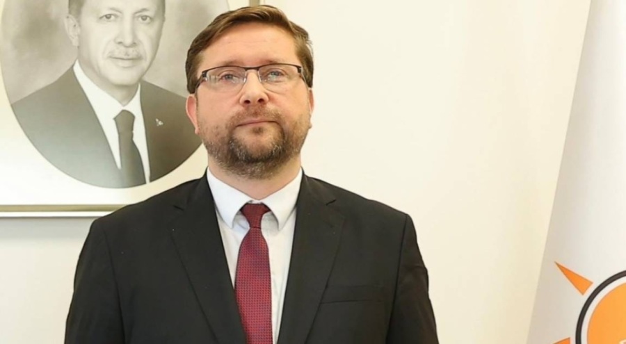Ak Parti'li ilçe başkanı istifa etti