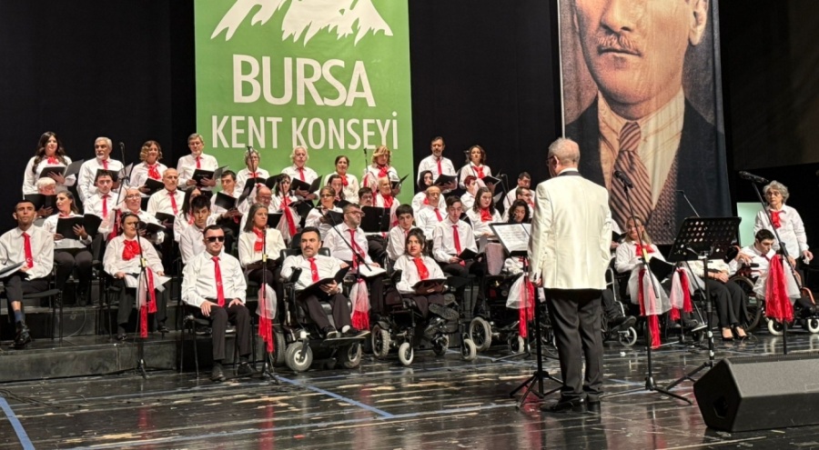 Bursa Büyükşehir Belediyesi Kent Konseyi Engelliler Meclisi'nden konser