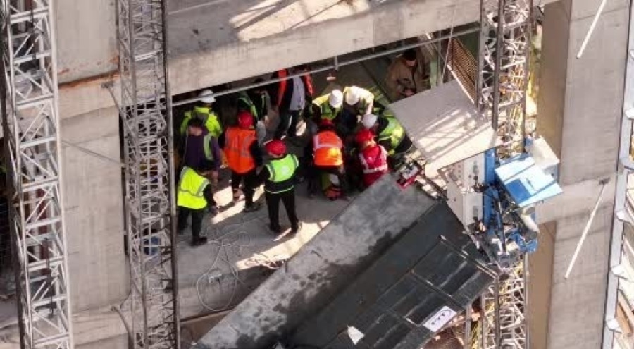 İstanbul'da yük asansörünün halatı koptu: 2 yaralı
