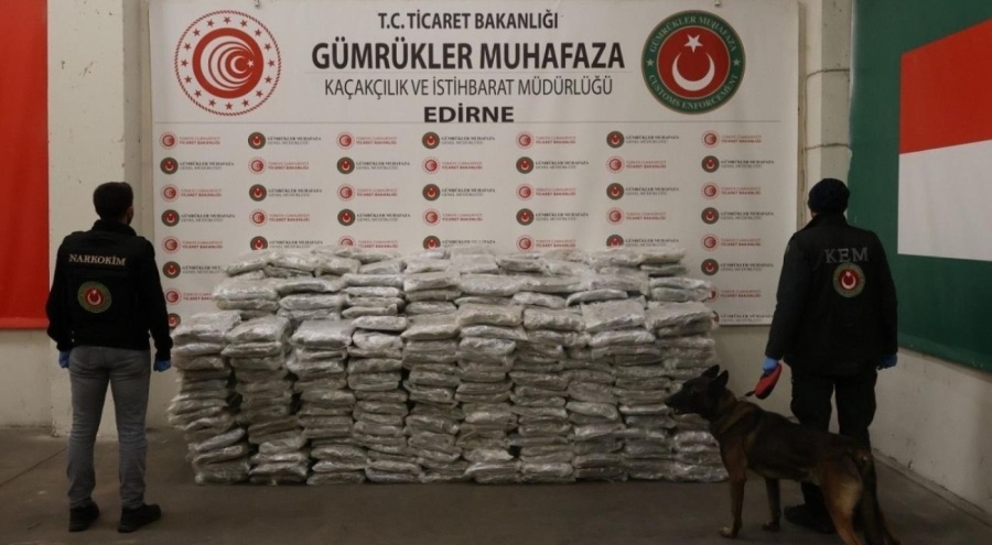 Kapıkule ve İpsala'da 524 kilo 336 gram uyuşturucu ele geçirildi