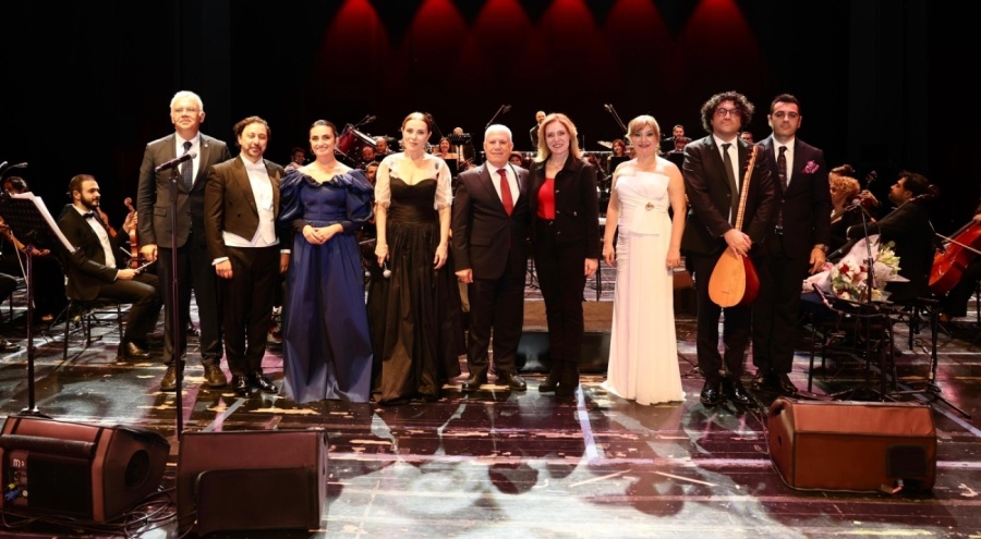 Bursa'da kadınların özgürlük mirası notalarla yaşandı