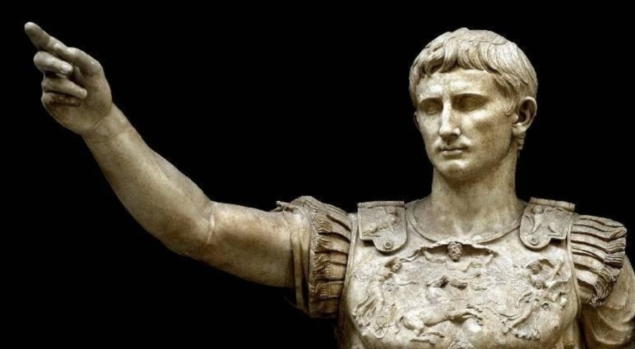 Avustralya'daki liselerde hükümdarlar karıştı!