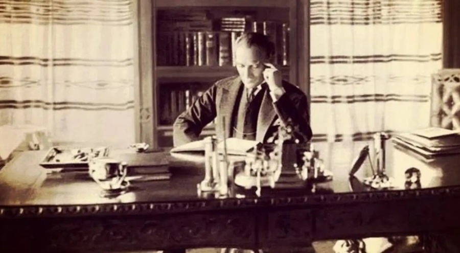 29 Ekim 1923'te yeni bir devrin kapıları açıldı: Aydınlanma devrimi