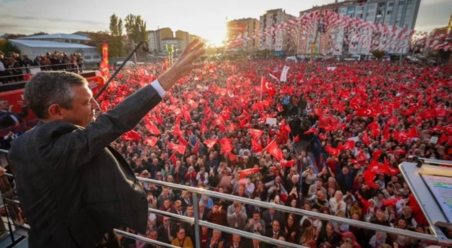 Özgür Özel: "Milletimiz hiçbir zaman baskıya boyun eğmeyecek"