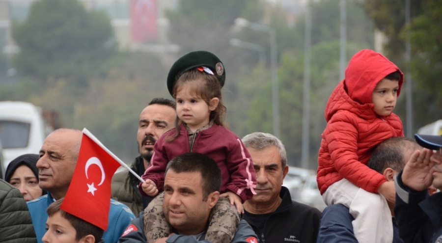 Bursa ve çevre illerde 29 Ekim Cumhuriyet Bayramı törenlerle kutlandı