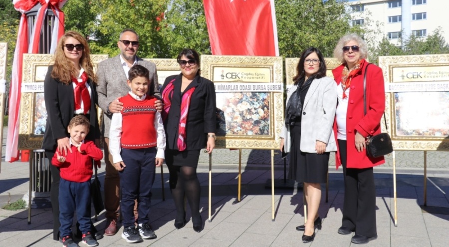 Mimarlar Odası Bursa Şubesi Cumhuriyet'in 102. yıldönümünü kutladı