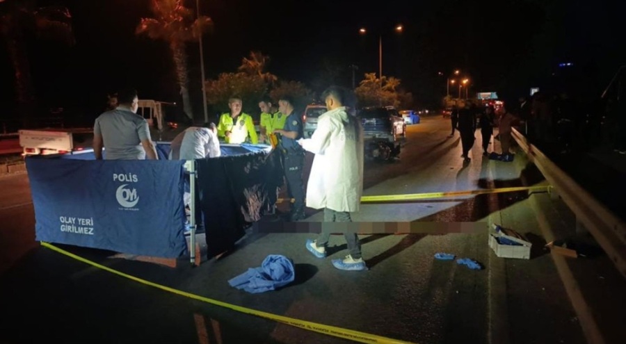 Antalya'da otomobil ile motosiklet çarpıştı: 21 yaşındaki genç öldü