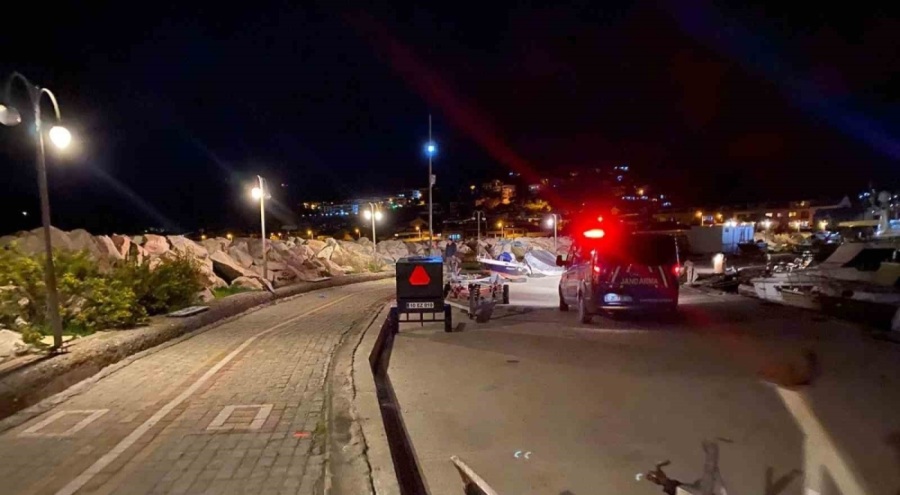 Çanakkale'de bir kişi kayalıklarda ölü bulundu
